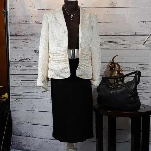 Vintage Fall & Spring Jacket - Picture 7 of 7